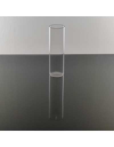Cylindryczny szklany słój